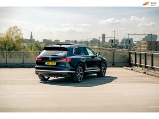 Volkswagen Touareg 3.0 TSi eHybrid 4MOTION / Luchtv / ACC / PANO / Stuurverw