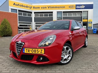 Alfa Romeo Giulietta 1.7 TBi Quadrifoglio Verde | Keurig onderhouden | Technisch in topstaat |