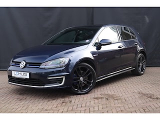 Volkswagen Golf 1.4 TSI GTE | PANO | TREKHAAK | LED | 18" LMV | ALL SEASONS