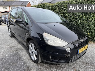 Ford S-MAX 2.0-16V | Autom Airco | Cruise Control | LMV | Elekt. Ramen | Trekhaak | APK tot 17-10-2026!