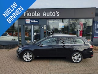 Volkswagen Golf Variant 2.0 TDI Highline Apple Carplay, Stoelverwarming+massage, PDC, 17 inch