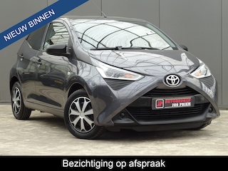 Toyota Aygo 1.0 VVT-i x-fun * EXTRA GETINT GLAS * VOLLE TANK !!