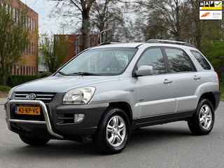 Kia Sportage 2.0 CVVT Adventure 4WD|NAVI|CARPLAY|CRUISE|HALFLEDER|AIRCO|TREKHAAK|