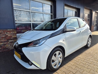 Toyota Aygo 1.0 VVT-I X-PLAY, Camera, Carplay, ALL In prijs!