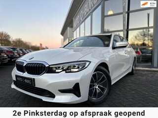 BMW 318d Corporate Executive | Actie prijs!| Automaat | LED | Navi | PDC | Cruise | Carplay | Dealer onderhouden |