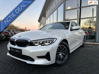 BMW 318d Corporate Executive | Actie prijs!| Automaat | LED | Navi | PDC | Cruise | Carplay | Dealer onderhouden |