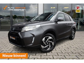 Suzuki Vitara 1.4 Boosterjet Style Smart Hybrid | Pano | Camera | ACC | Fabrieksgarantie |