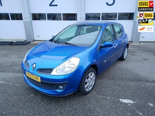 Renault Clio 1.4-16V Dynamique Luxe NIEUWE APK CRUISE CONTROL AIRCO 5DRS