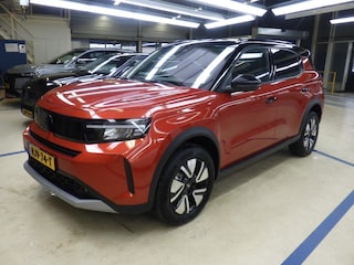 Opel Frontera Electric GS 44 kWh 3 Fase | Stuur/Stoelverwarming | Navigatie | Achteruitrijcamera | Comfortstoelen | Dodehoek-Detectie | Getint Glas | !!