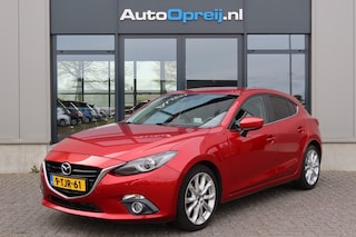 Mazda 3 2.0 GT-M Clima, NAVI, Head-up, PDC, Trekhaak afnb, Leder bekl, Stoelverwarming