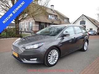 Ford Focus Wagon 1.5 Titanium / CRUISE / STOELVERWARMING / NAVI / BLUETOOTH