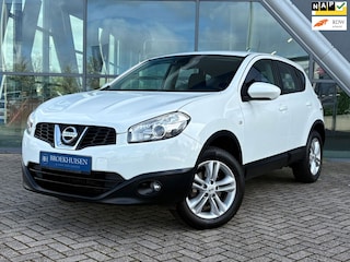 Nissan Qashqai 1.6 Acenta Sport Automaat / Trekhaak / Apple Car Play