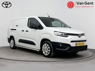 Toyota Proace City 1.2 Turbo Live Long | Trekhaak | Lat om lat | Parkeersensoren voor/achter | Camera | Apple Carplay / Android Auto | Cruise Control | Airco | 3-zits | Betonplex | 16 inch | Anti-inbraakgeraamte