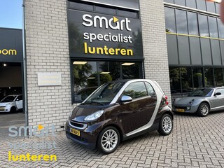 Smart Fortwo coupé 1.0 mhd high style. Stuurbekrachtiging