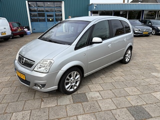 Opel Meriva 1.6-16V Cosmo