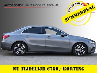 Mercedes-Benz A-klasse 180 AUT7 Luxury Line LEDER SFEER WIDESCREEN CAMERA