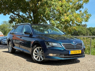 Skoda Superb Combi 1.5 TSI ACT Ambition Business | Automaat + Cruise + Clima nu € 14.975,-!!!