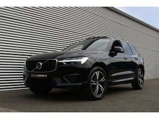 Volvo XC60 2.0 T8 Twin Engine AWD R-Design (Pano Sportleder/Memory/Ventilatie/Massage Carplay Navi/360Camera Blis HarmanKardon Standkachel Full-Led PrivacyGlass)