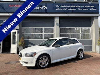 Volvo C30 1.8 Sport Bj 2008 apk 08-2026 Sportieve auto 127pk Navi,18inch,Cv,Airco