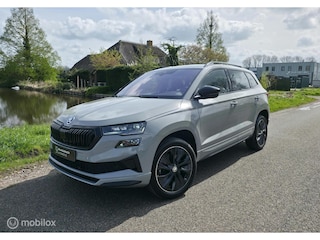 Skoda Karoq 1.5 TSI ACT Sportline Business / Nardo / Luxe