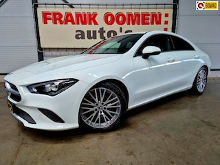 Mercedes-Benz CLA 180 Business Solution 136PK + OH historie|LED|Camera|Navi|Apple|Android|DAB|Lane|18"LMV