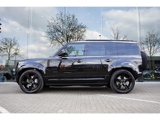 Land Rover Defender 110 2.0 P300e 110 X-Dynamic HSE / Panoramadak / Nieuw