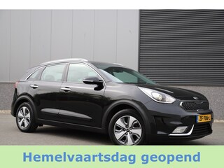 Kia Niro 1.6 GDi DynamicLine/Half-leder/Trekhaak/Carplay/Camera/Led