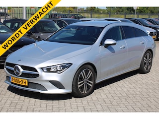 Mercedes-Benz CLA Shooting Brake 180 AUT7 Luxury Line LEDER SFEER CARPLAY TREKHAAK