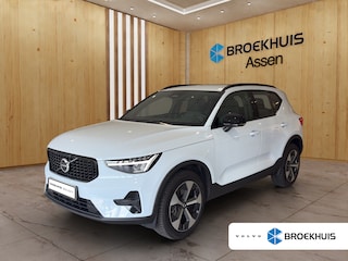 Volvo XC40 2.0 B4 Plus Dark | BLIS | Harman & Kardon | Camera | Elektrische stoele + geheugen | Adapt. Cruise | All-season banden