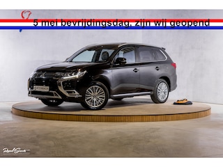 Mitsubishi Outlander 2.4 PHEV Instyle | Adaptieve cruise | Panorama dak | Blis | Trekhaak |