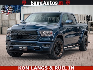 Dodge Ram SPORT | 5.7 V8 4x4 HEMI | PANORAMA DAK | GROOTSCHEM 12 INCH | LPG | Patriot Blue CREW CAB | DUBBELE CABINE | 5 PERSOONS | DC | VOORRAAD NR 2555 - 3325
