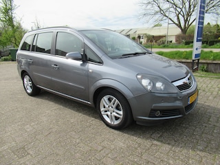 Opel Zafira 2.2 Temptation 7-pers*Airco*Trekhaak* zeer nette auto !