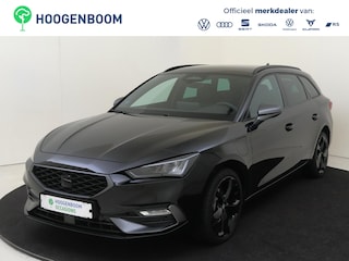 Seat Leon Sportstourer 1.5 TSI e-Hybrid FR Business | Achteruitrijcamera | Keyless entry | Elektrische achterklep | Zwarte logo's | 18" Velgen zwart