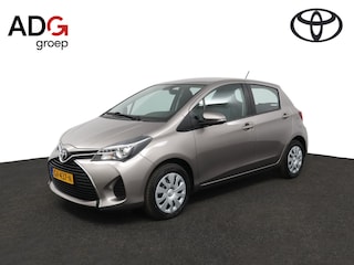 Toyota Yaris 1.3 VVT-i Aspiration | Airco | Achteruitrijcamera | Navigatie | Bluetooth |