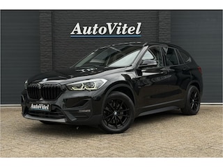 BMW X1 xDrive25e | Panodak | Elektrische Klep | PDC A | LED | Apple Carplay | DAB | 20x op voorraad !