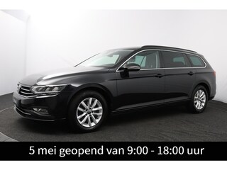Volkswagen Passat Variant 1.5 TSI 150pk DSG Business | Trekhaak | Navigatie | Cruise Control Adaptief |