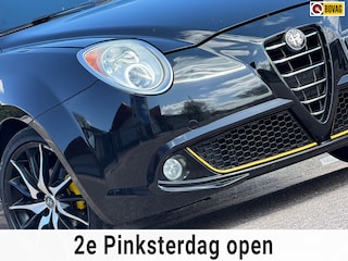 Alfa Romeo Mito 1.4 Distinctive - Nero Profondo - Cruise/Clima/Nav - Fijn Sportief