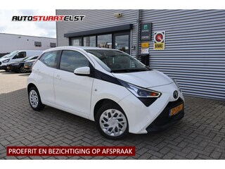Toyota Aygo 1.0 VVT-i x-play 1e Eigenaar | Dealer Onderh | BTW | NAP | Camera | Navi | Carplay | Full Led | Start/Stop | Hill-Hold