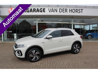 Volkswagen T-Roc 1.5-150pk R-Line Edition DSG-AUTOMAAT ! Gun u het comfort en gemak van een automaat ! Slechts 16.000km ! Winterpakket, Adapt. Cruise Control, Climate Control, Camera, CarPlay