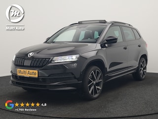 Skoda Karoq 1.5 TSI ACT Sportline 150pk DSG Dealer O.H | Trekhaak Afn. | Panodak | RS Sportstoelen Verwarmd | Adaptive Cruise | Sfeerverlichting | Camera | Apple Carplay | Keyless | Navigatie | DAB | 19" L.M |