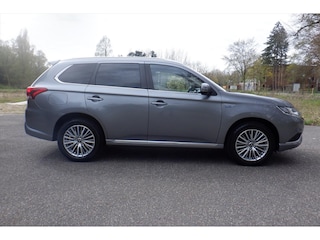 Mitsubishi Outlander 2.4 DOHC MIVEC PHEV 240pk 4WD Aut CAMERA-PDC-TREKHAAK-BOVAG