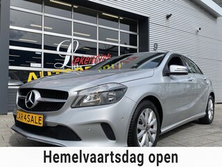 Mercedes-Benz A-klasse 180 BlueEFFICIENCY URBAN - Navigatie I Airco I PDC I LED I Sport interieur I Dealer onderhouden