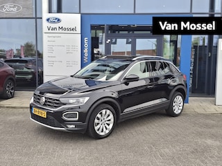 Volkswagen T-Roc 1.0 TSI Style | Panorama dak | Adaptive Cruise | Half Leder | Stoelverwarming | Elektrische Achterklep | Camera | Climate Control |