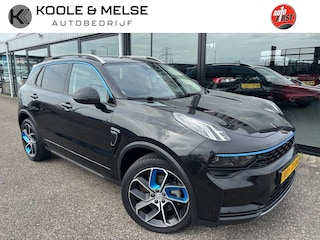 Lynk & Co 01 1.5TD 261pk PHEV 7DCTH | pano |