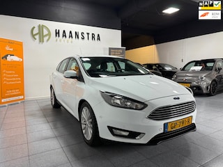 Ford Focus 1.0 Titanium Edition Navi 1e Eig schuifdak Lm Velg NL Auto! NAP