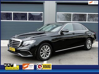 Mercedes-Benz E-klasse 200 d Automaat / Navigatie / Xenon / LED / Leder / Trekhaak / Unieke Km Stand / Dealer Onderhouden