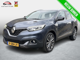 Renault Kadjar 1.2 TCe Bose + Extra Winterset / Nieuwe APK / Nieuwe Beurt / Cruise Control / Keyless / DAB / Navigatie / Half Leder / Full LED / 1e Eigenaar / 19'' Lichtmetalen Velgen / Nwe Onderhoudsbeurt /