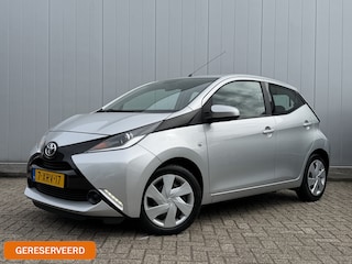 Toyota Aygo 1.0 VVT-i X-Play NL Auto Dealer Onderhouden Airco Camera Bluetooth