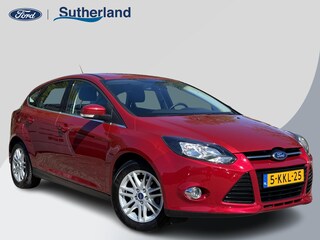 Ford Focus 1.0 EcoBoost Titanium 100pk Nieuwe distributie riem | Trekhaak | Cruise control | Voorruitverwarming | Climate control