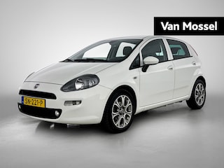 Fiat Punto Evo 0.9 TwinAir Sempre | Parkeersensoren | Navigatie | Climate control